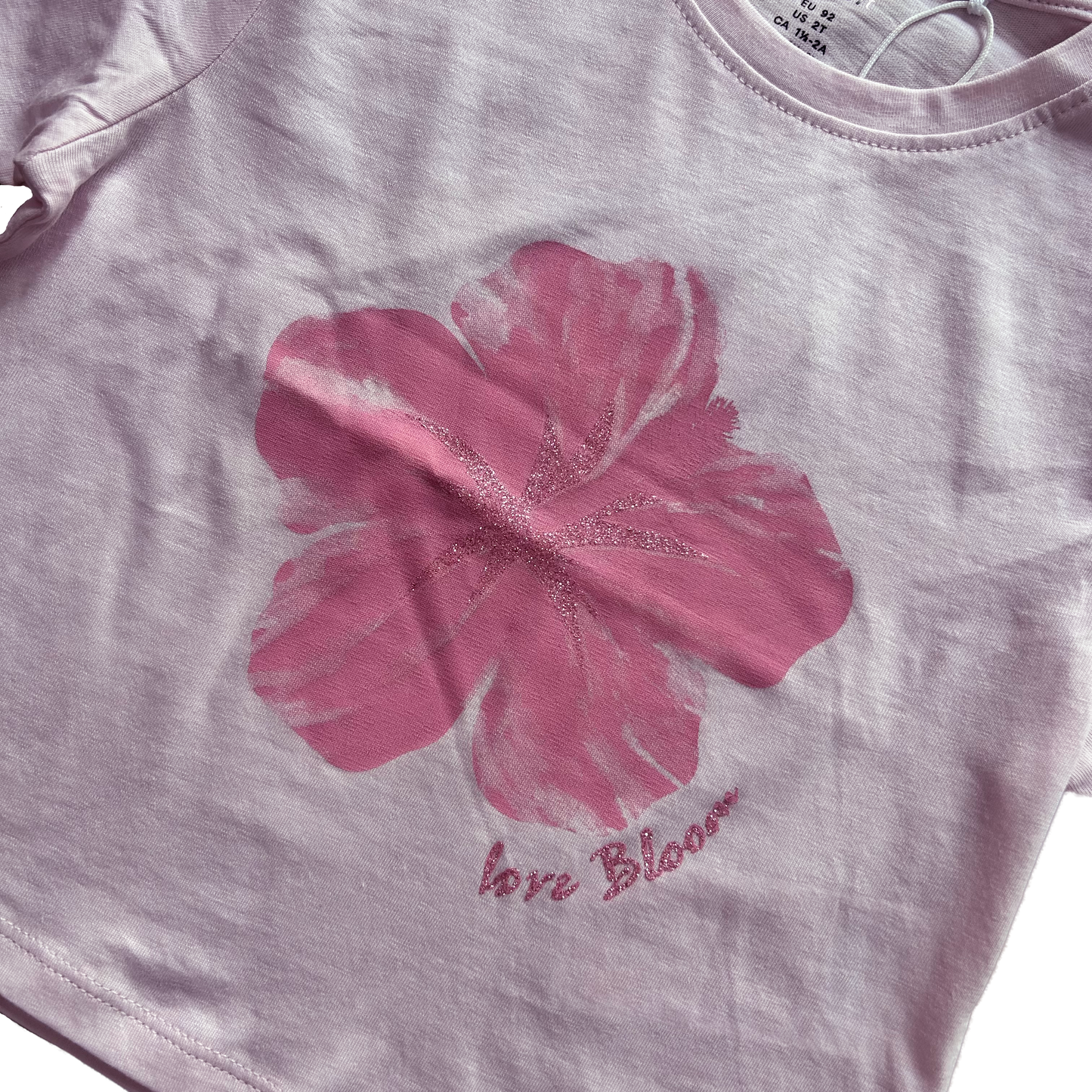 T-shirt flower