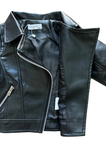 Chiodo ecopelle neonata