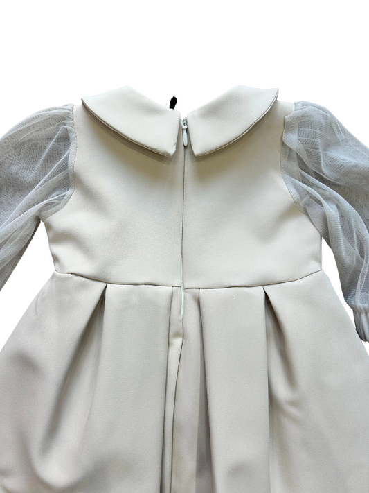 Abito burro con manica in tulle