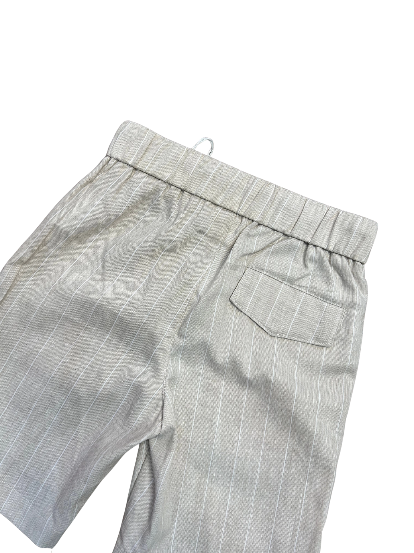 Bermuda beige con righe bianche