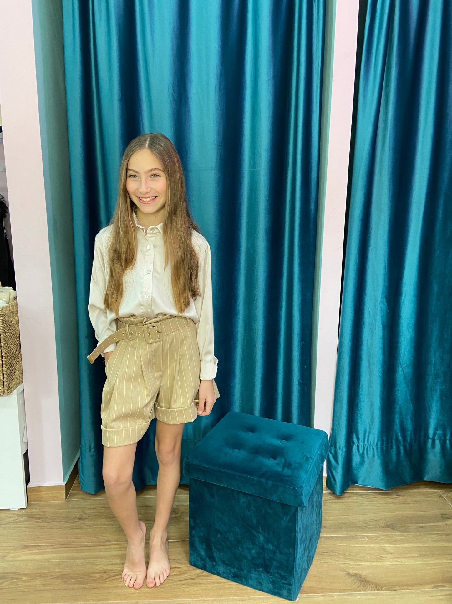 completo bimba pantaloncino gessato e camicia in satin 