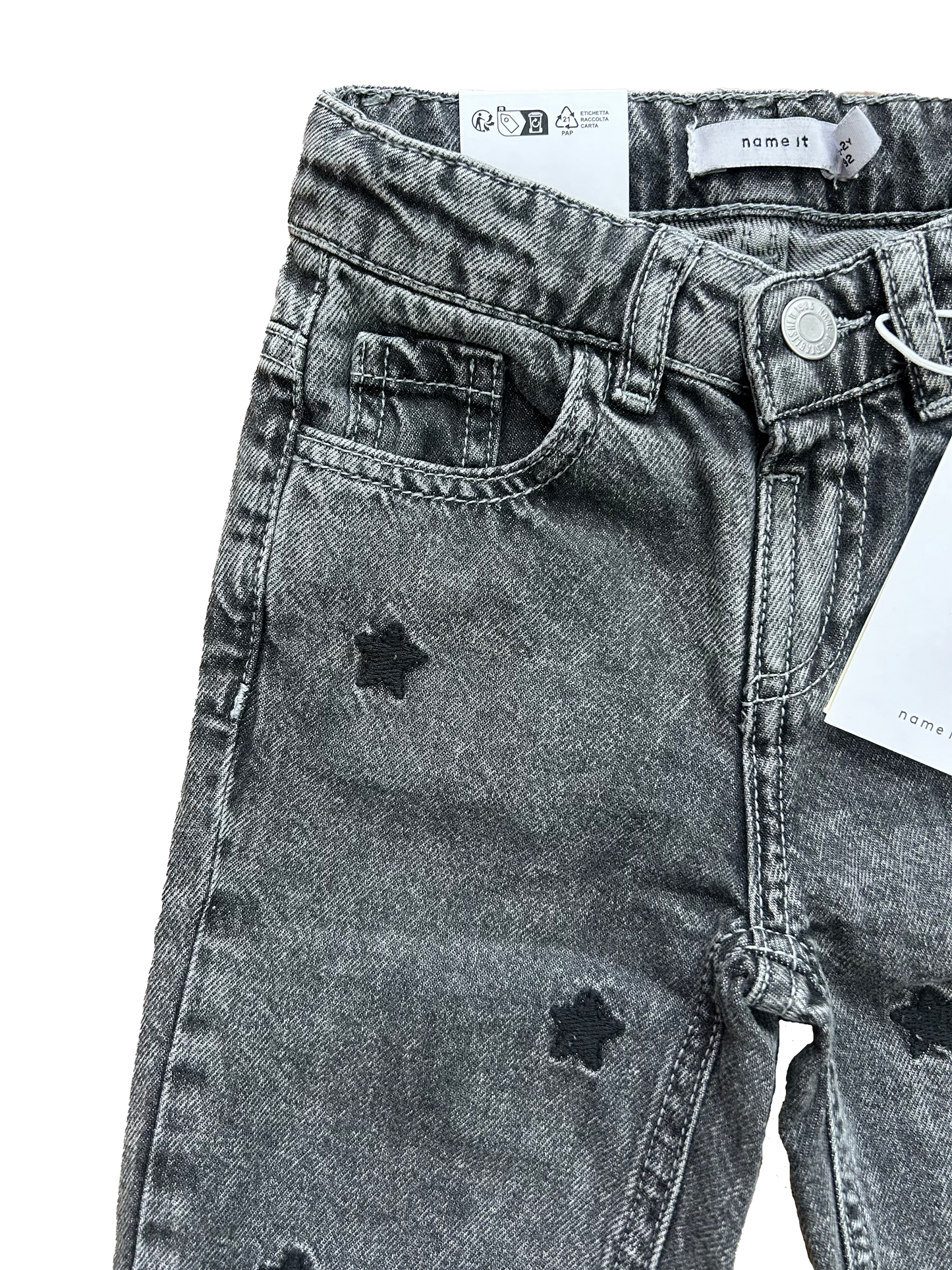 Jeans con ricami stelline