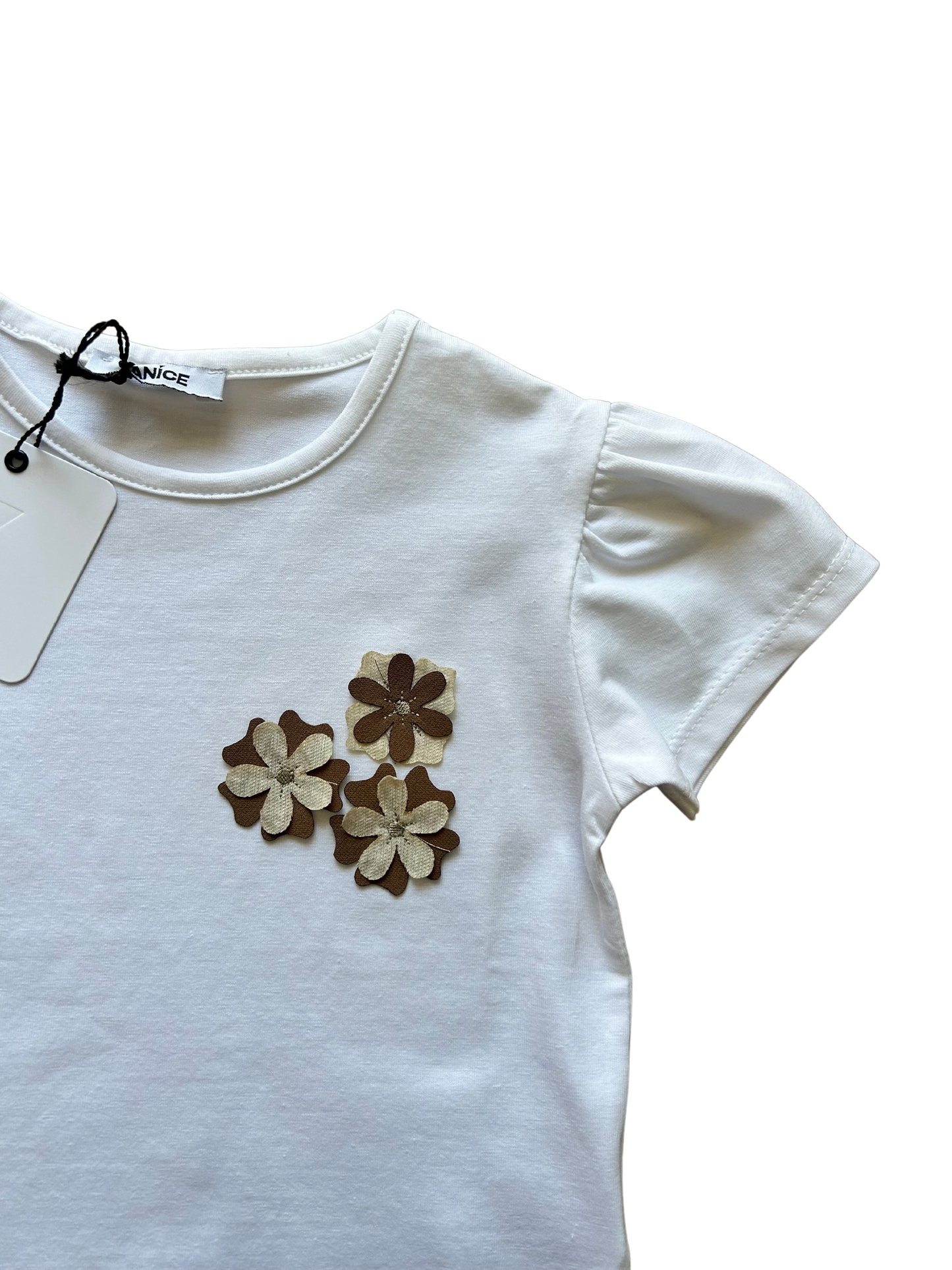 t-shirt bianca con dettagli marrone per bambina
