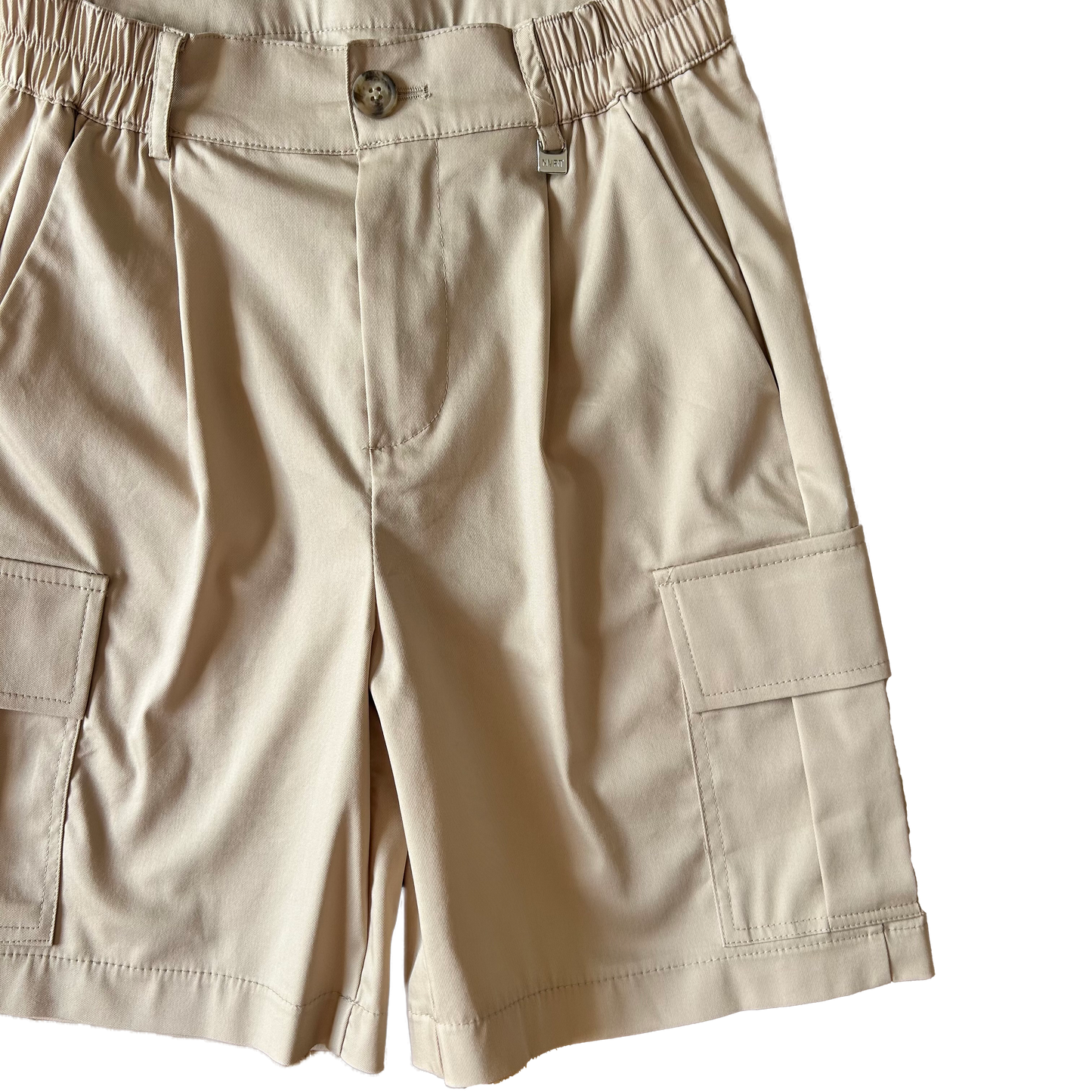 Bermuda beige con tasconi
