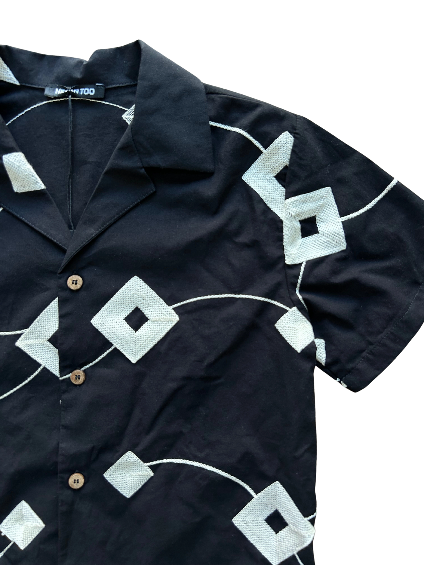 camicia con ricami classica sportiva nera azienda never too abbigliamento bambini napoli