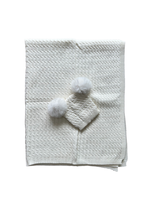 Coordinato cappello pon pon e copertina