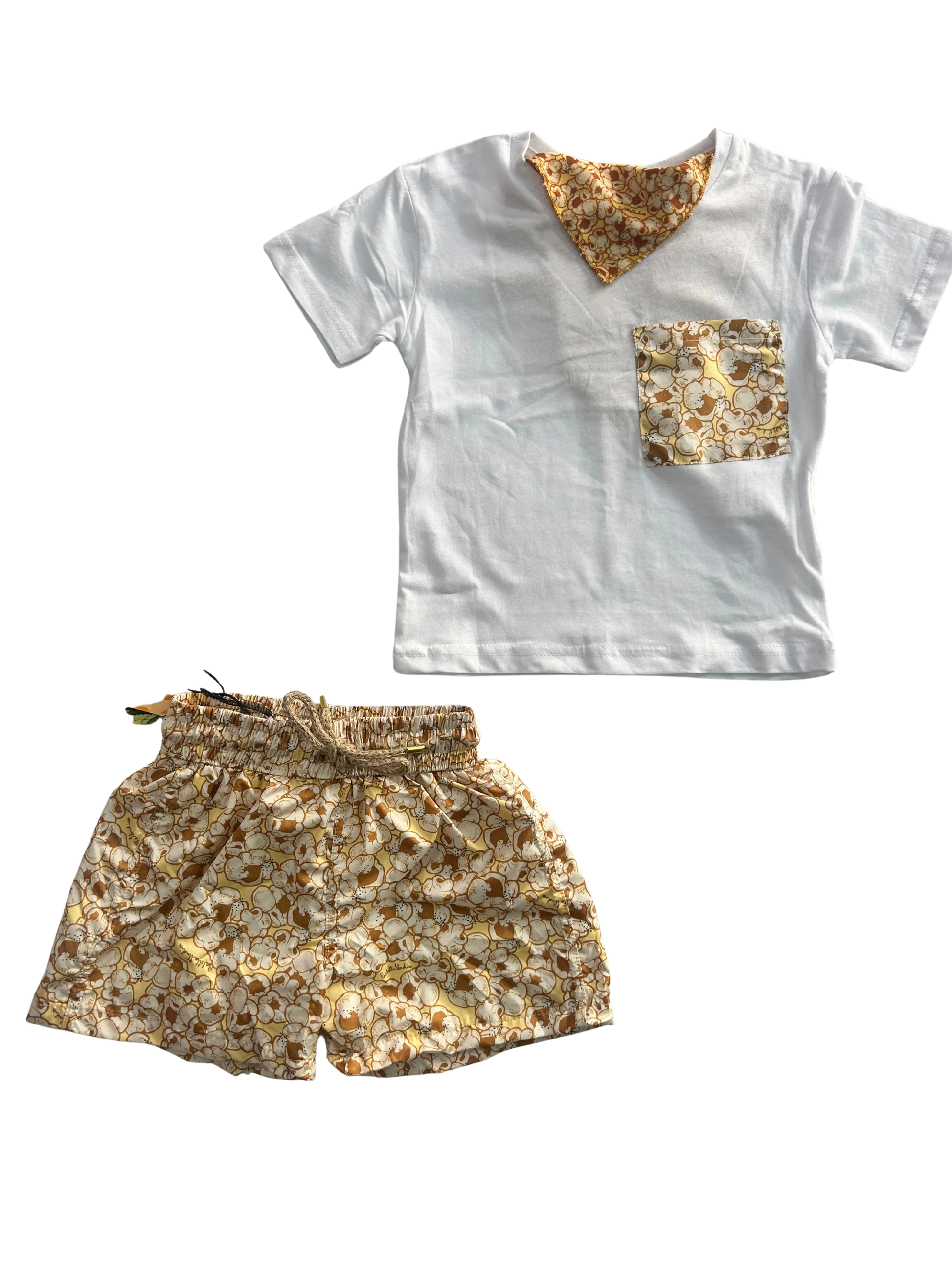 Costume con shirt in coordinato fantasia pop corn da bambino 