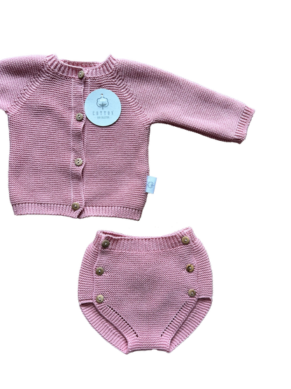 Completo in maglia rosa