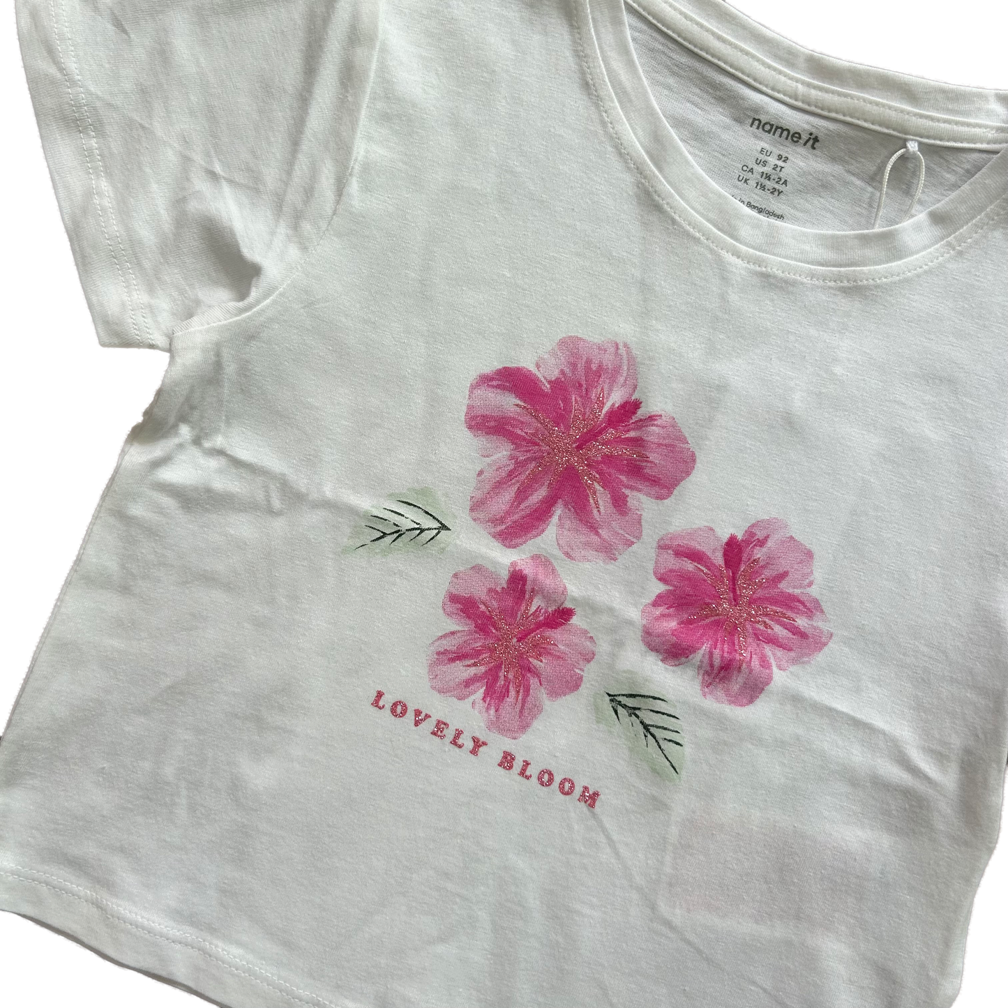 T-shirt flower